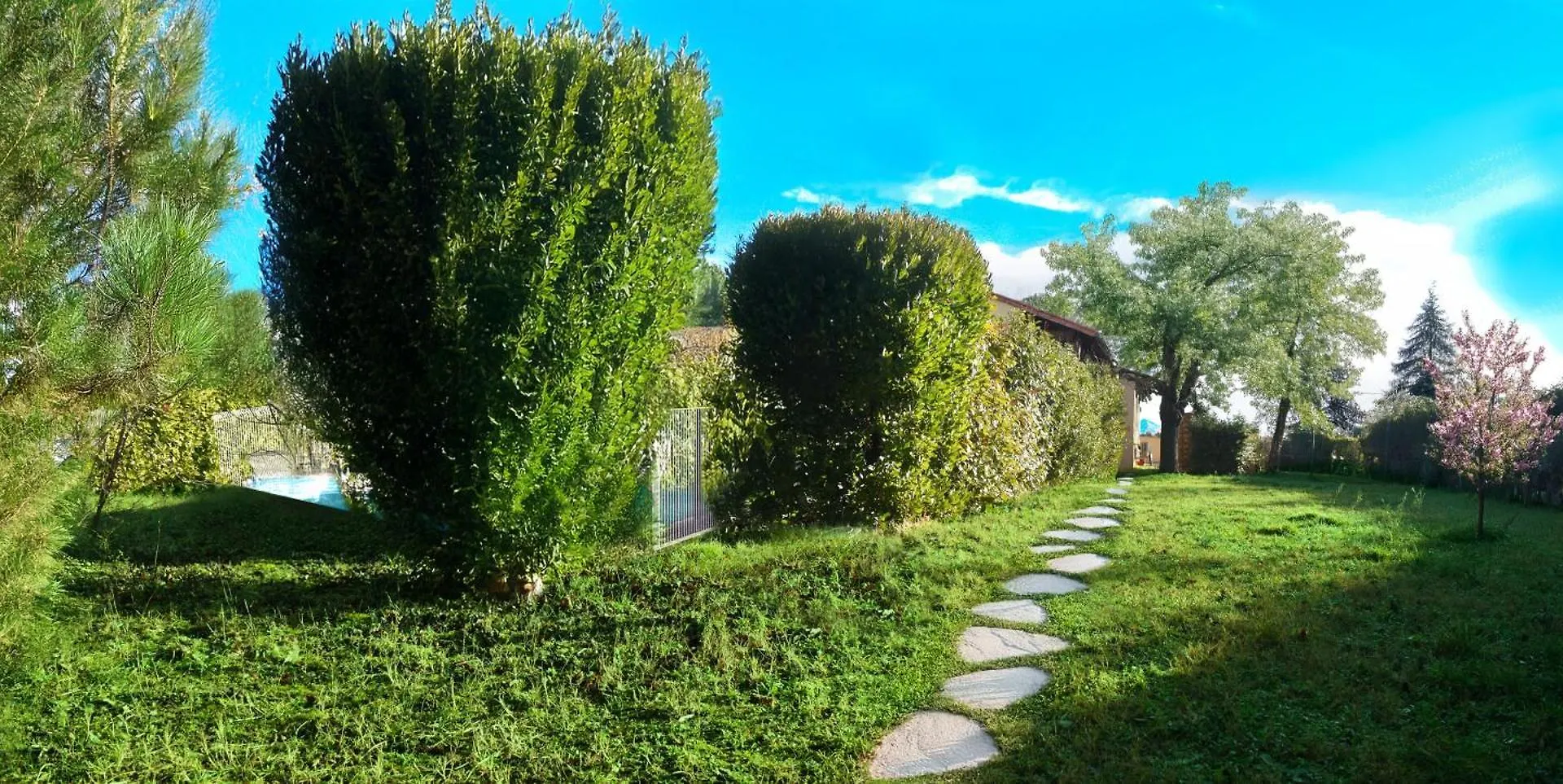 Grand Jardin Privatif Ombrage De 800 M2 Avec Entree Privee-Grande Piscine Partagee Au Sel - Deco Cosy Tout Confort - Proche Commodites Montélimar Francia